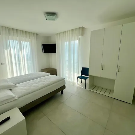 Edera Apartment *
